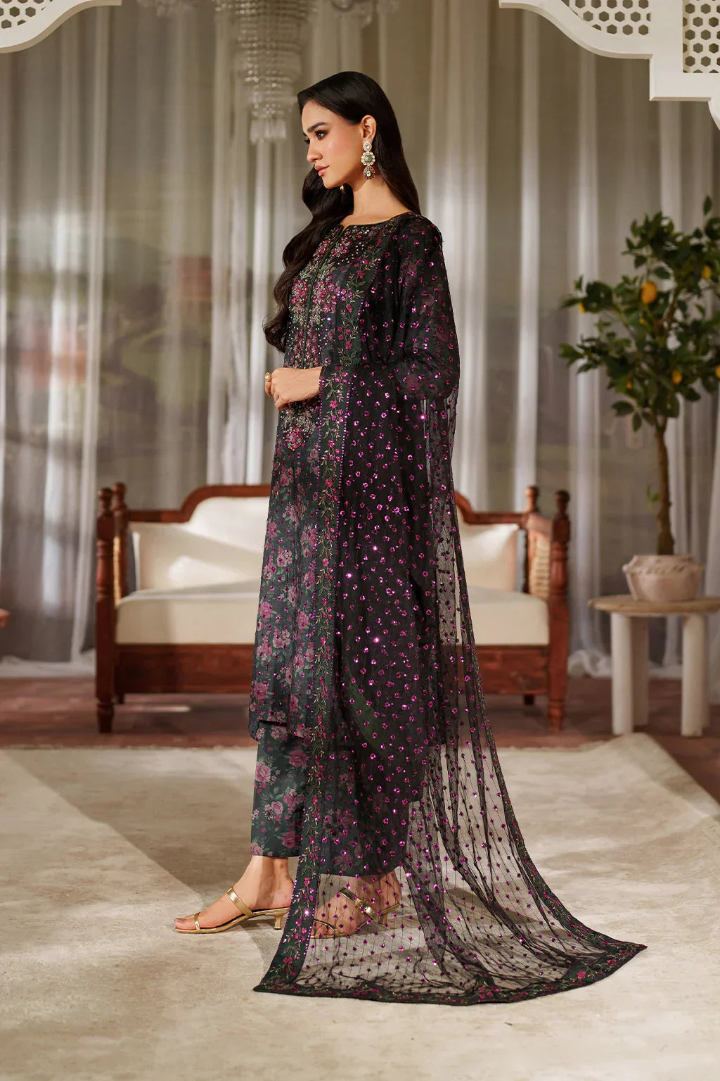 03-Piece Printed Lawn suit - Ready To Wear