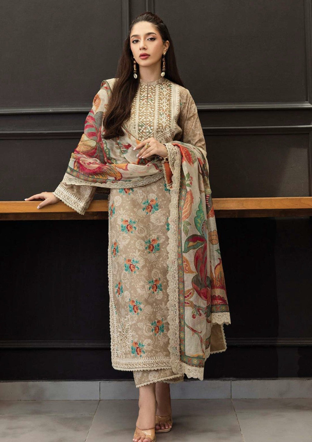 Lawn 3-Piece stitched Set